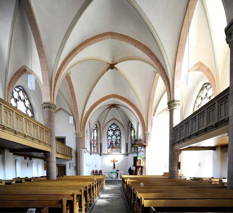 Martin-Luther-Kirche (1)